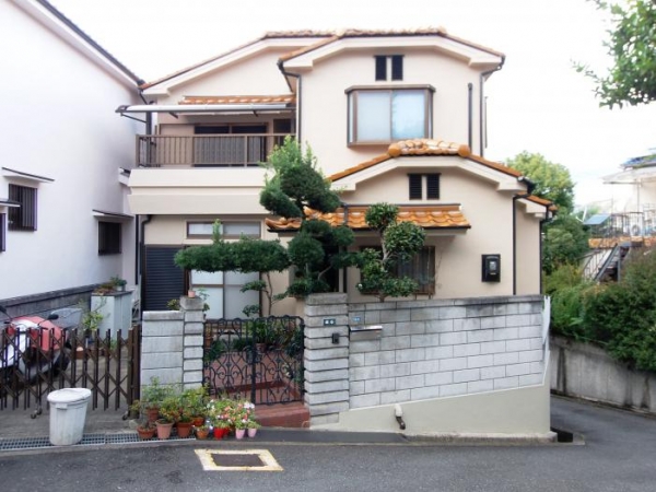 箕面市半町 S様邸外壁・防水リフォーム