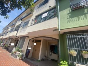 豊中市小曽根O様邸 外壁屋根塗装防水リフォーム