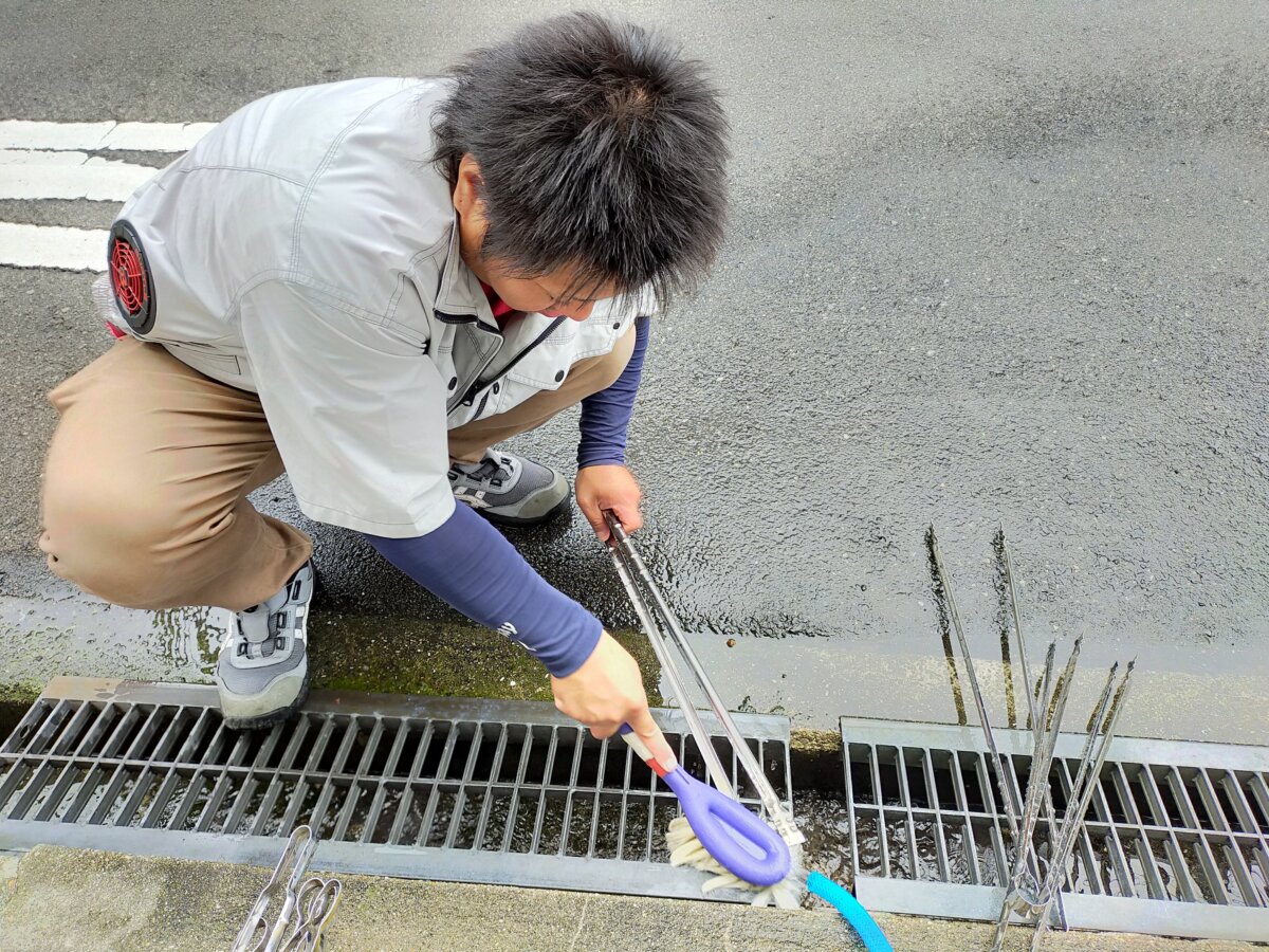 お掃除道具掃除中☆