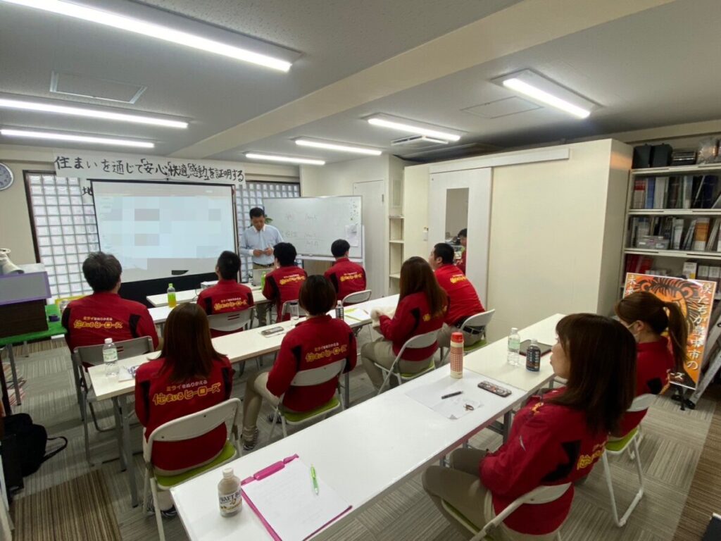 決算報告の様子です！