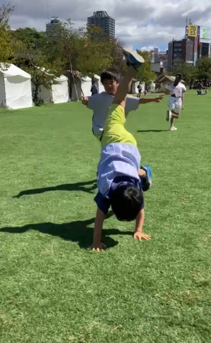 側転練習(;^ω^)
