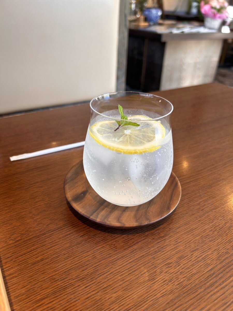 オシャレな国産100％ジンジャエール🍹
